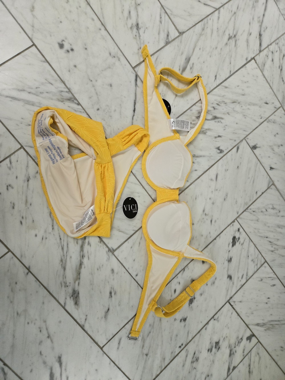 Vici Yellow Textured Underwire Bikini Set - Picture 5 of 8
